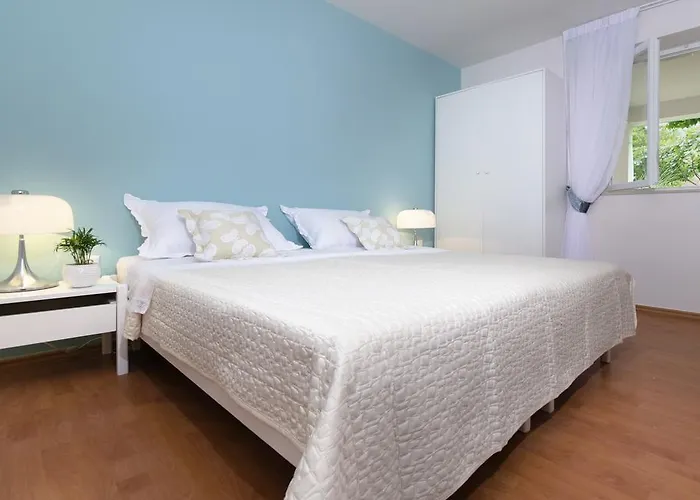 公寓 Ivan 马卡尔斯卡