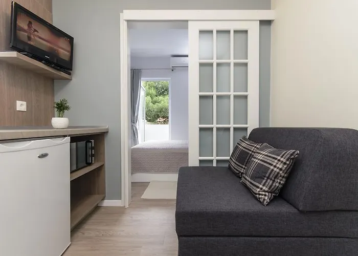 公寓 Ivan 马卡尔斯卡